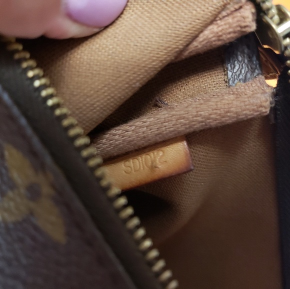 100% authentic pochette in monogram canvas - Picture 6 of 8